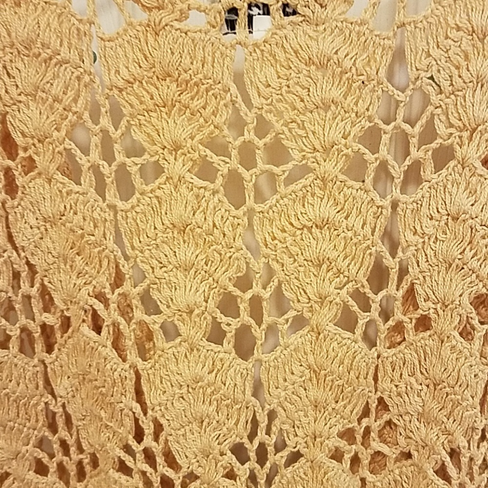 Vest - Picture 4 of 4